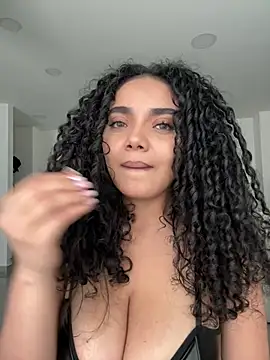 Curlyierr webcam