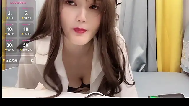 Candy-168 webcam