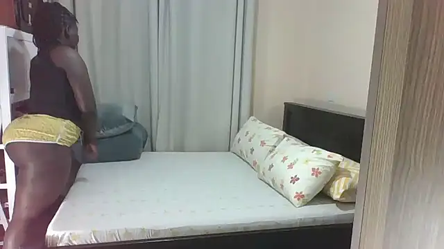 Huge_Bootybae webcam