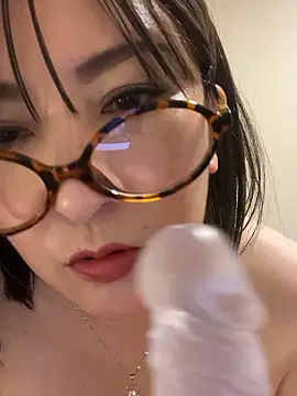 Mitsuco_surflady