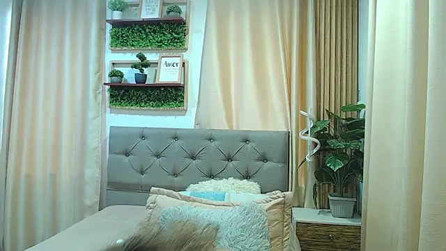 sasi_luna webcam