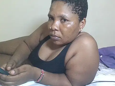 African_Bigjuicyass webcam