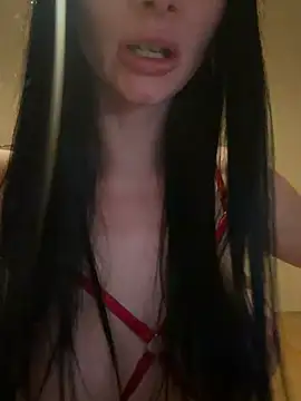 hrnxyygirl webcam