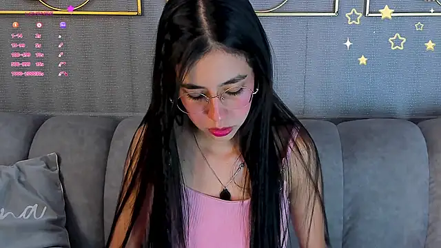laraa_jeean webcam