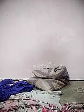 nikkyguddi webcam