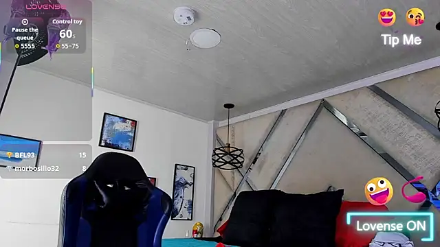 Pandora_Rey2 webcam