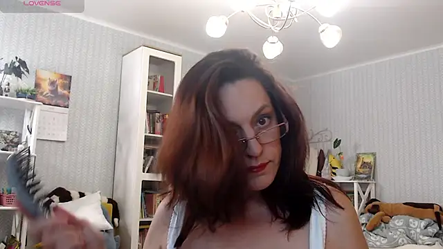 Vivian-Alluring webcam