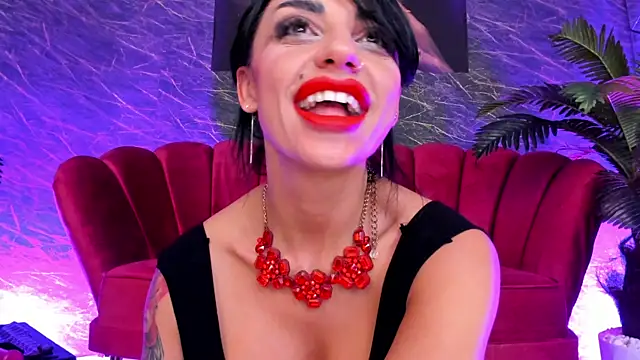 IzabelaTessa webcam