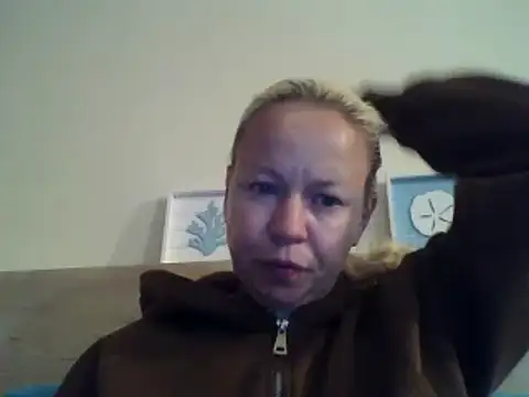 jennyblondeuk webcam
