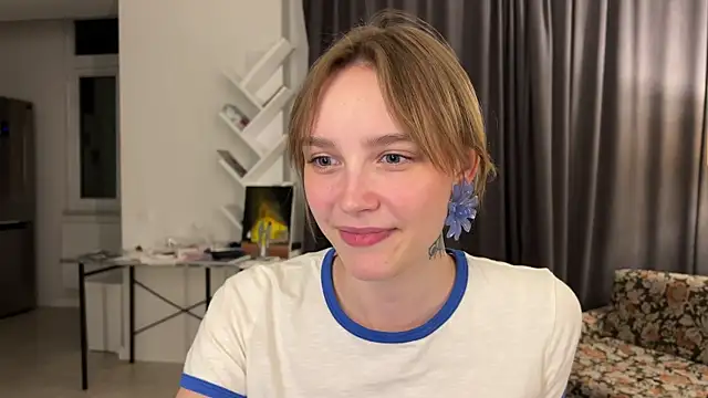 Lolatatee webcam