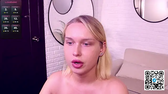 angelic_coy webcam