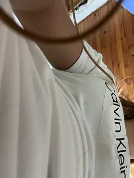 Sexy_emily_outdoors webcam