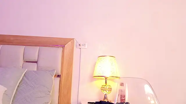 CuteMelody webcam