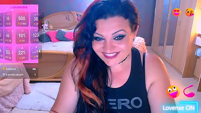 Ariellefoxy webcam