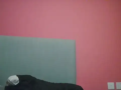 Slutty_Kiki_Bella webcam