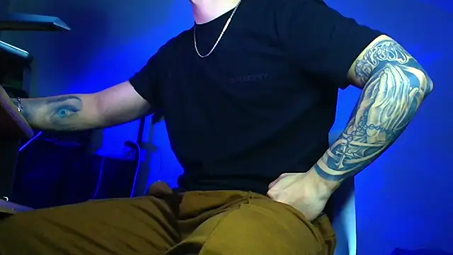 XanderCage99 webcam