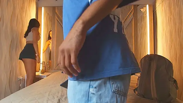 Hotcouple_222 webcam