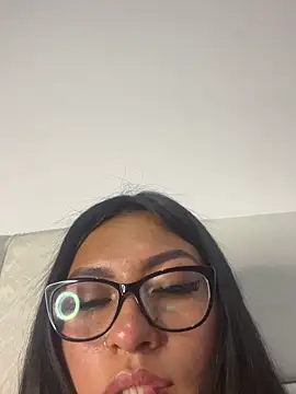 Issa_Santana webcam