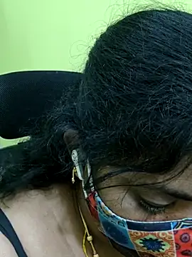 Tamil_Mithra webcam
