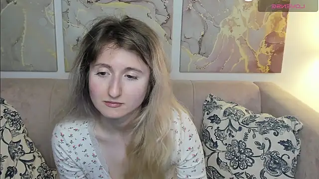 CamillaDreamer webcam
