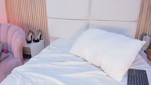 rachell_queen_ webcam