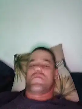 taradinhogostoso69 webcam