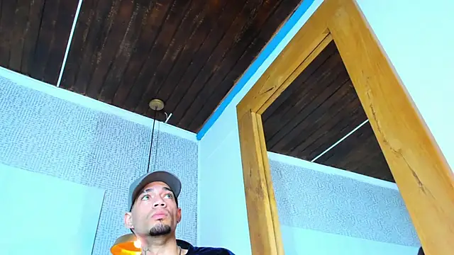 Daniel_huge22 webcam