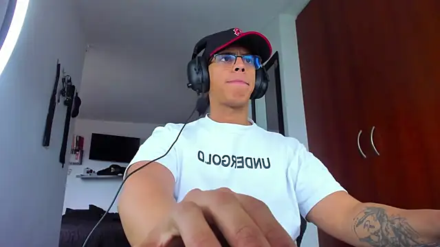 _John_Boy_ live sex cam