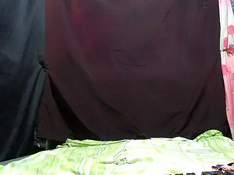 AwesomeMistress_Bigcock webcam