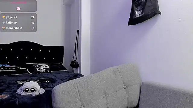 Amy_Aloqua webcam
