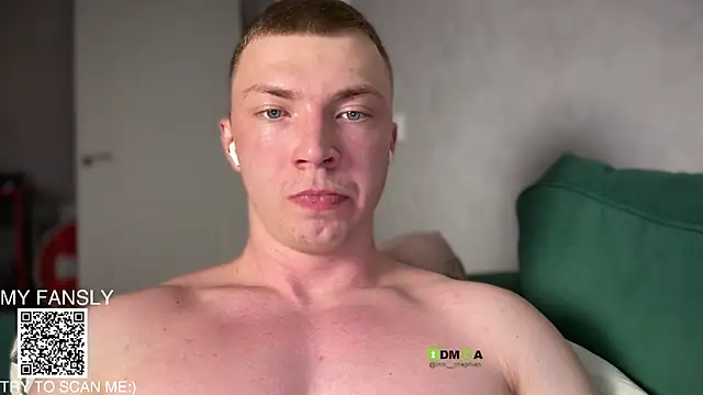 iron__chap webcam