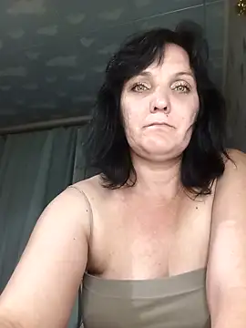 Milashkaqw webcam