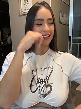 Mau_White webcam
