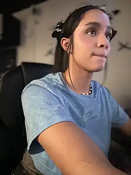 Isabella-Teen