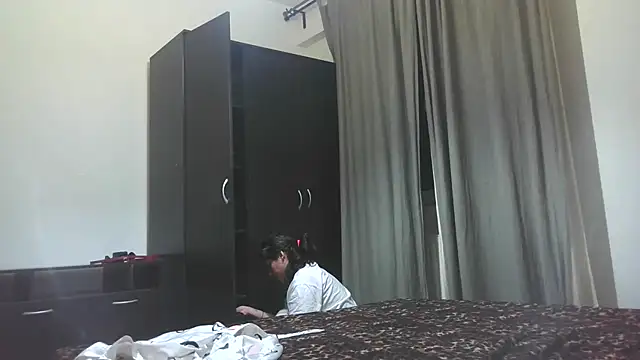 LovelyJulliette webcam