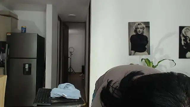 Ferotic_SexAddict webcam