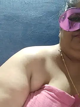 tamilthanushri webcam