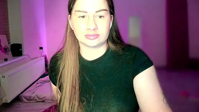 juicyhelenx - JuicyHelenX's free webcam - UK Sex Cams
