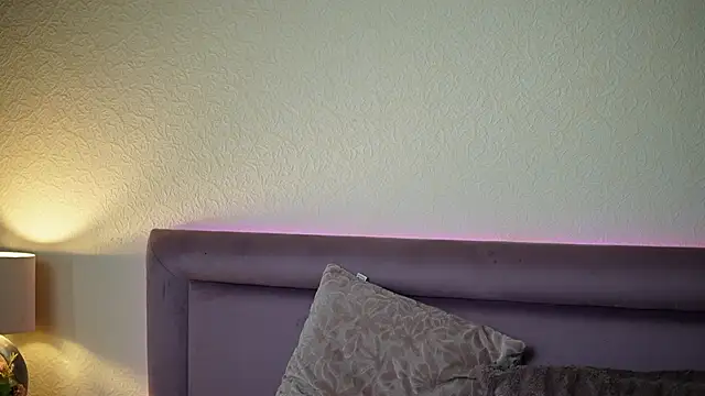 JoelleApril webcam