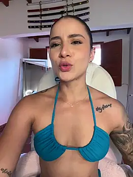 Ale_Lewis webcam