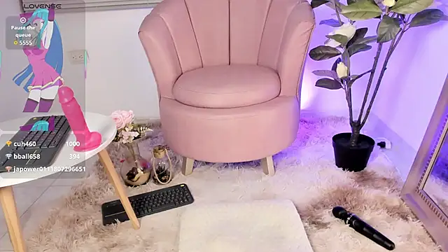 mia_jonnes18 webcam