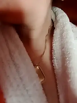 Naughty-Yousra webcam