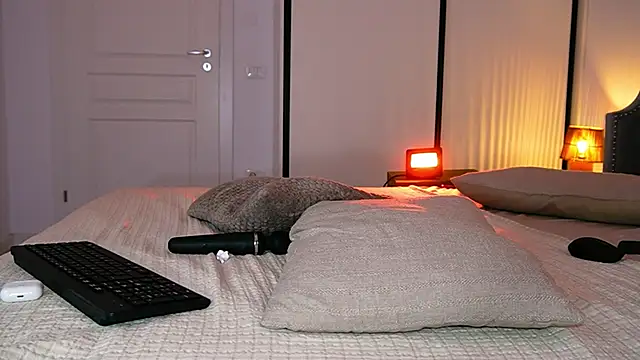 WowMila webcam