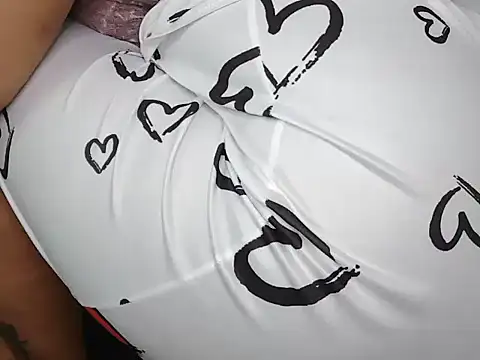 SultryAmaira webcam
