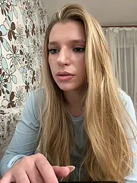 adel_secret webcam