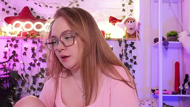 MonicaAsis webcam