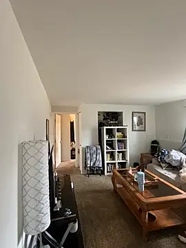 ThornsandHoney webcam