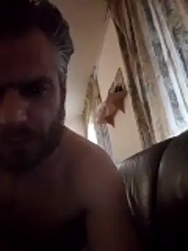 Hornybalkanmen12 webcam
