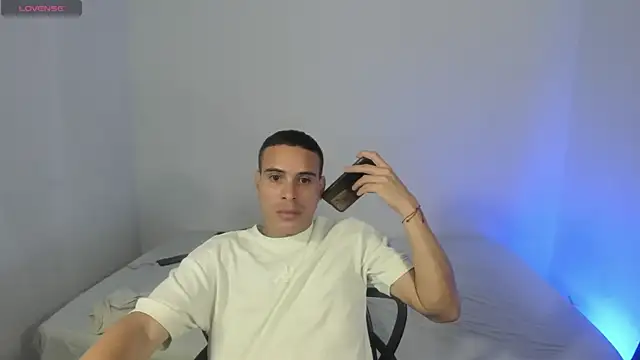 Axel__fierro webcam