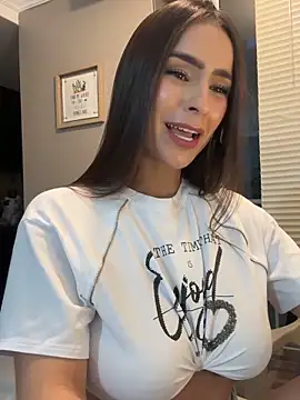 Mau_White webcam